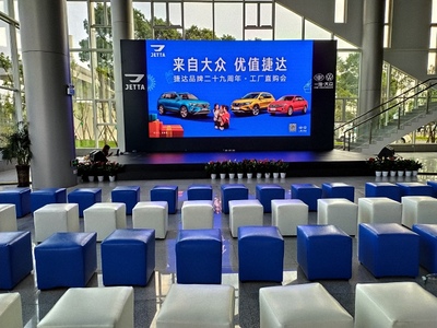 舞台LED显示屏搭建注意事项 从租赁到完美呈现